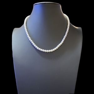 Faux Pearl Beaded Necklace